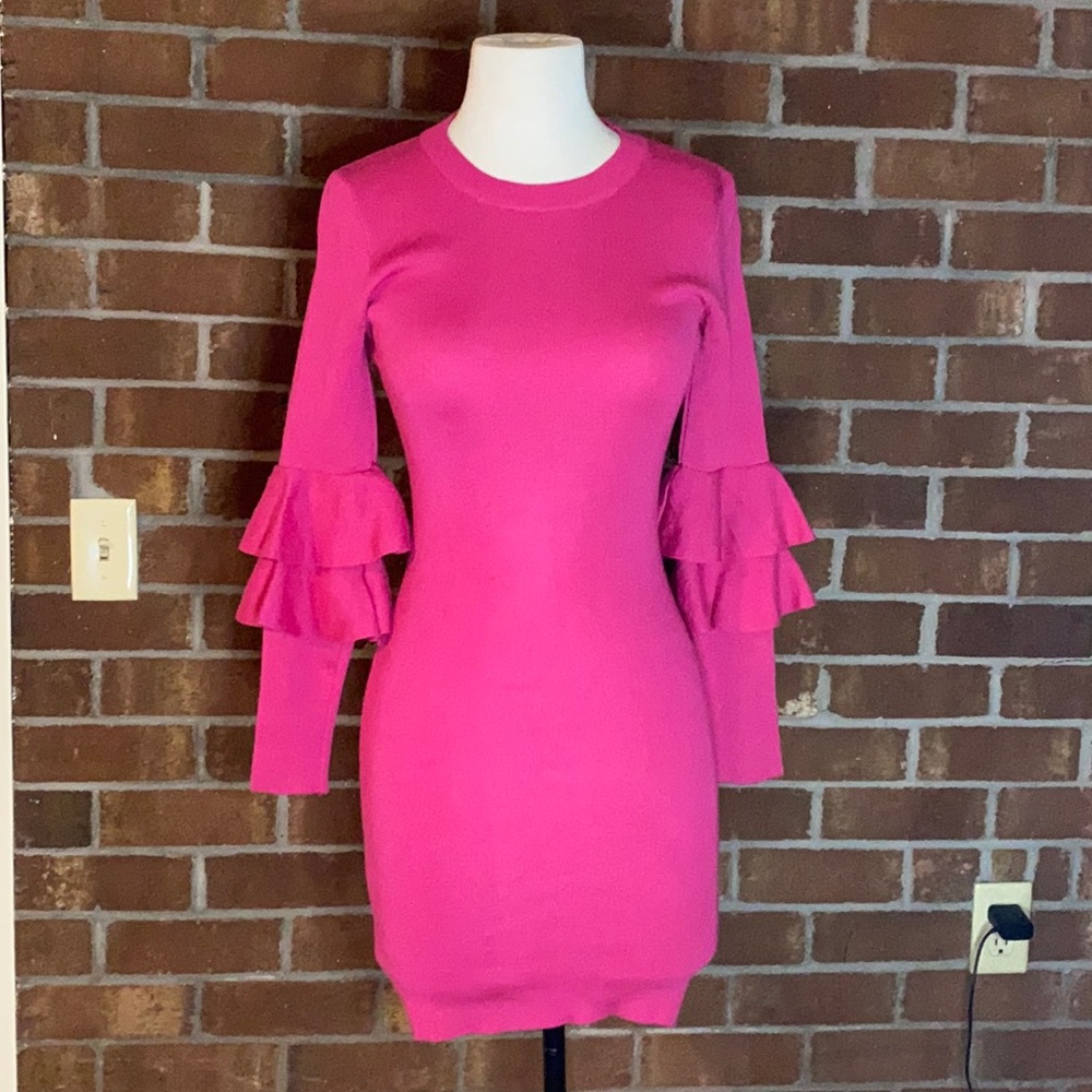 Pink knit contour dress size Large